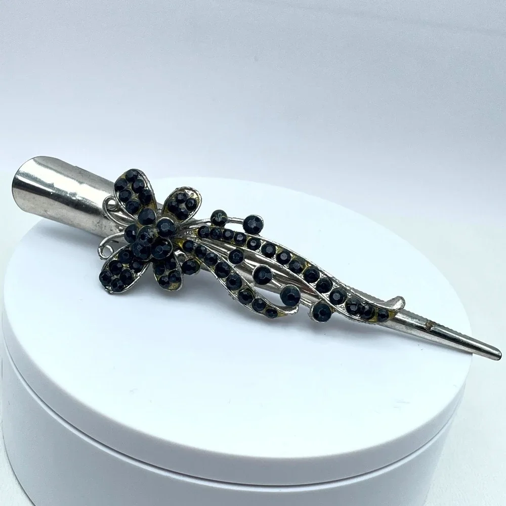 Vintage Silver-Tone Black Classic Faceted Glass Floral Beads Alligator Hair Clip